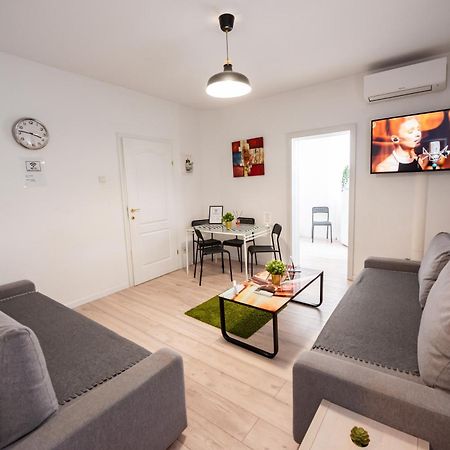 Ideal Accommodation Unirii Square Bukarest Eksteriør billede
