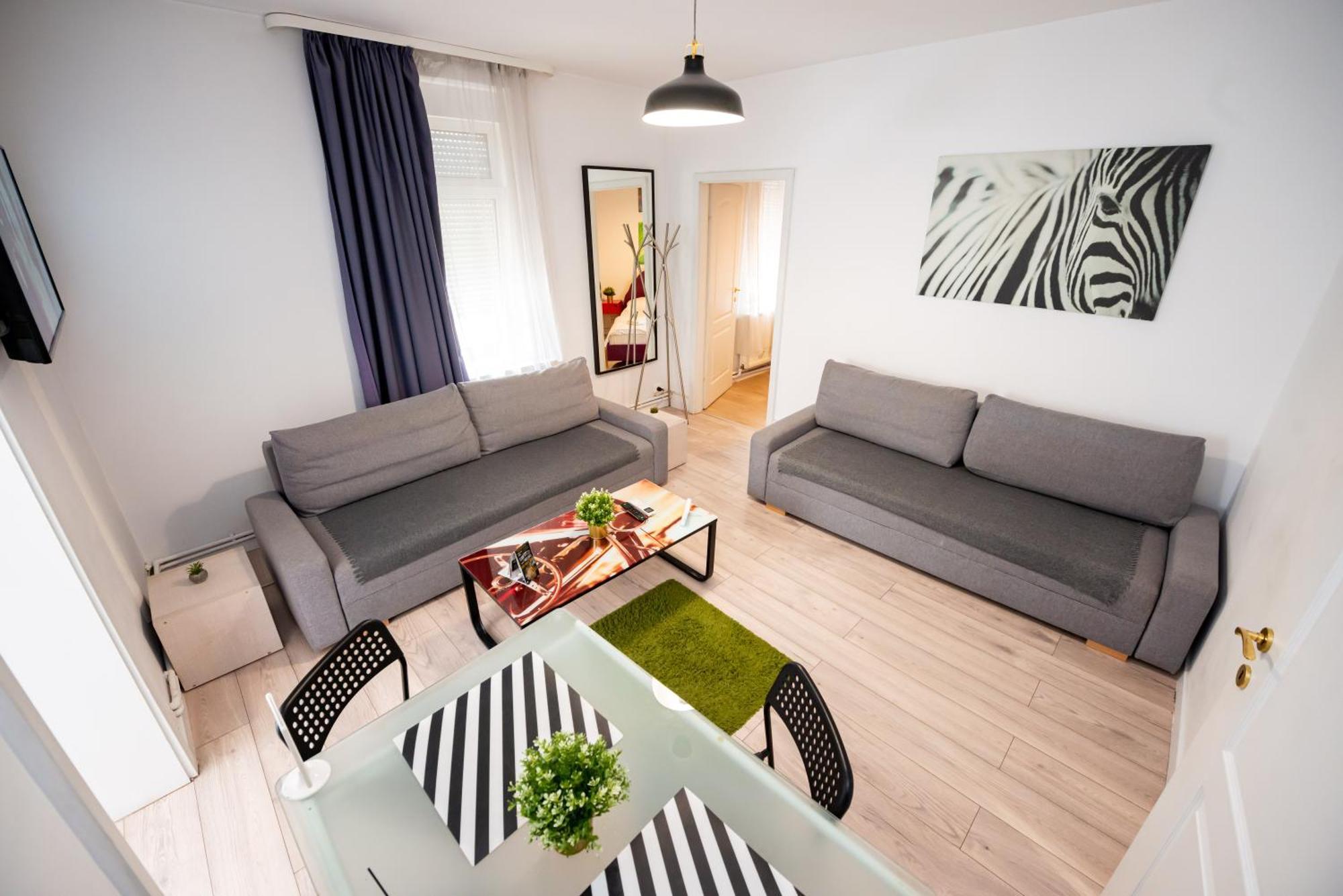 Ideal Accommodation Unirii Square Bukarest Eksteriør billede
