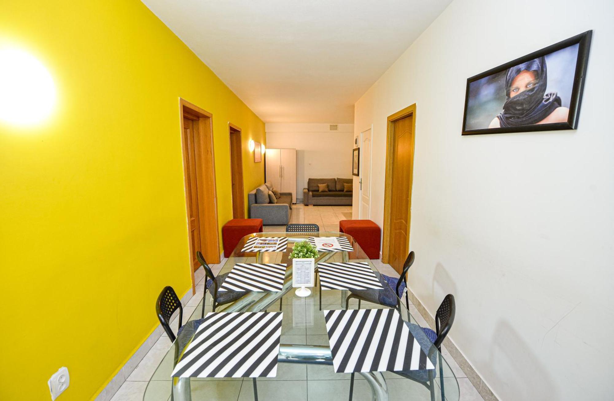 Ideal Accommodation Unirii Square Bukarest Eksteriør billede