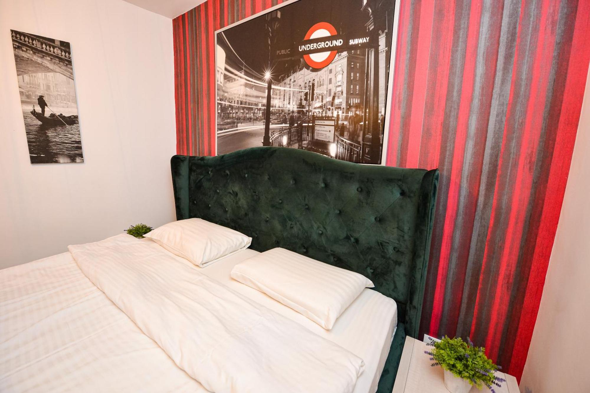 Ideal Accommodation Unirii Square Bukarest Eksteriør billede
